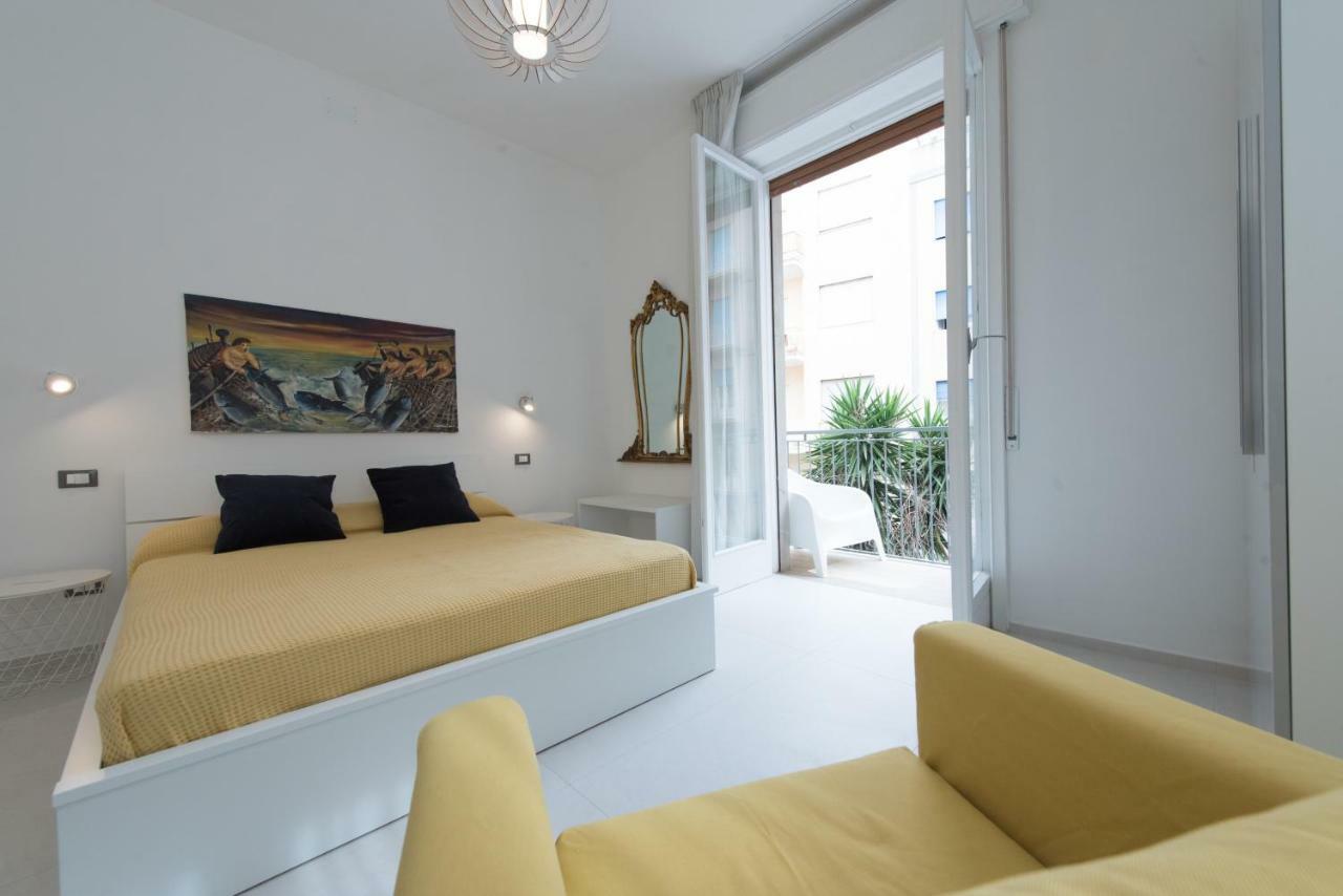 Laurus Apartments Trapani Eksteriør billede