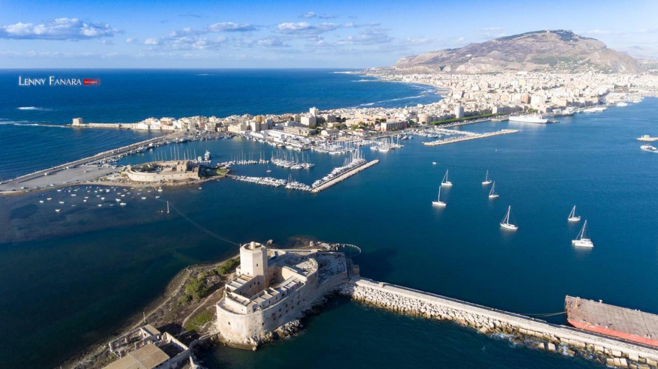 Laurus Apartments Trapani Eksteriør billede